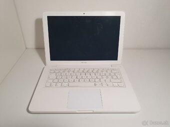 Macbook white polycarbonate plastic unibody 2009 - 3