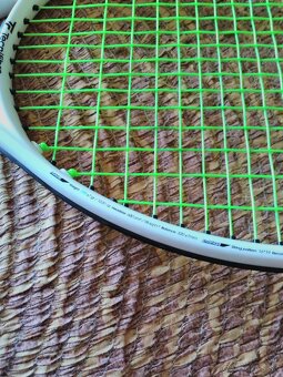 Predám tenisovú raketu TECNIFIBRE TEMPO 298 IGA - 3