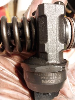 Vstrekovacie trysky BOSCH 1.9tdi 77kw 0414720215 - 3