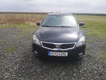 Kia Ceed - 3