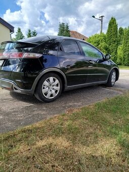 Honda Civic 8g ufo - 3