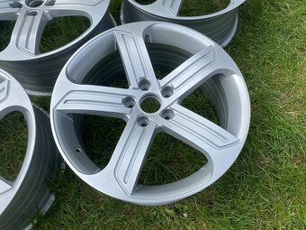 Elektrony 5x112 R18 audi skoda mercedes seat passat golf - 3