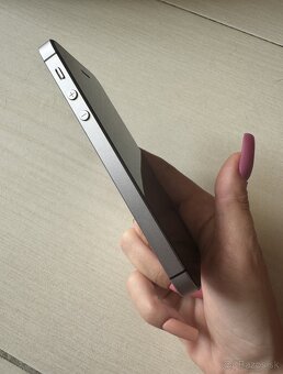 iPhone SE - 3