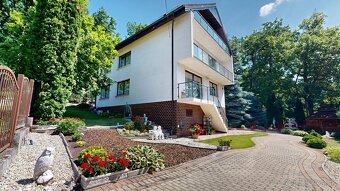 Výnimočný rodinný dom v Smolenickej Novej Vsi – ulica Jahodn - 3