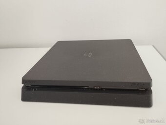 konzola PS 4 slim 500GB - 3