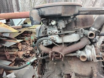 Motor lada niva 1.6 , prevodovka - 3