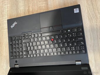 Lenovo ThinkPad T15 - 3