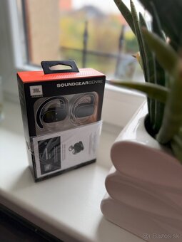 JBL BEZDRÔTOVÉ SLÚCHADLÁ - 3