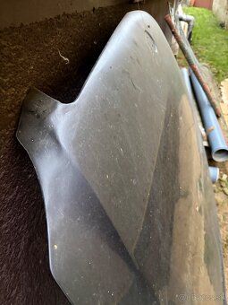 Kapota Mercedes Cls - 3