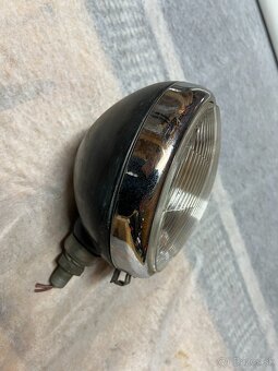 Predam predne svetlo - 3