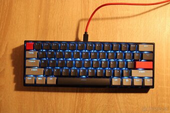 Predám mechanickú klávesnicu Yenkee ATOM - 3