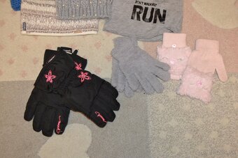 Čiapky, nákrčník a rukavice 8ks - 3