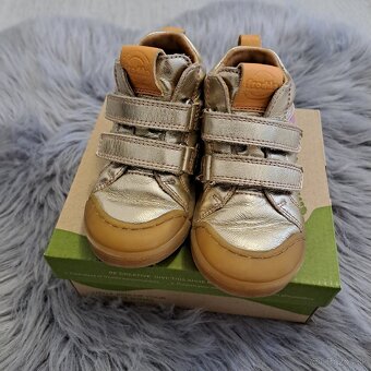 Froddo celorocne kozene - 3