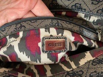 Kabelka GUESS - 3