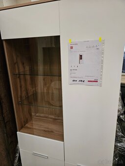 SKRIŇA-VITRINA/ZELE-REG1W3D/ NOVÁ - 3