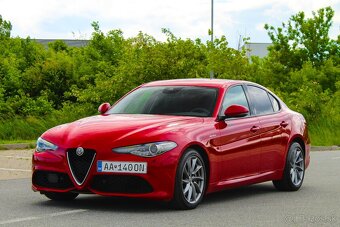 "Predané" Alfa Romeo Giulia 2.2 JTDM Veloce AT AWD - 3