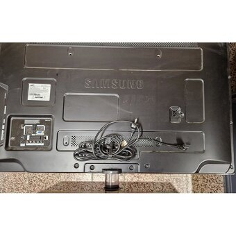 Samsung LE46C550JWXXH fullHD TV - 3