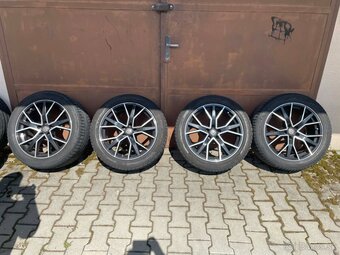 Zimné pneumatiky s diskami 255/45 r19 5x112 - - 3