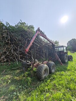 Zetor 7045 s vyvážačkou - 3