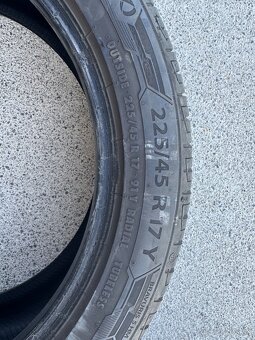 225/45 R17 - 3