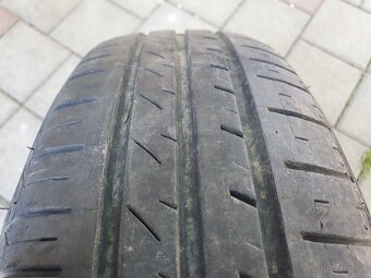 Mám na predaj sadu elektronov na Fiat R14 + pneu. 175/70 R14 - 3