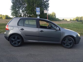 VW Golf 5 1.4 - 3