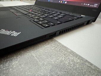 Lenovo ThinkPad T490 i5 16GB 512GB NVMe FHD - 3
