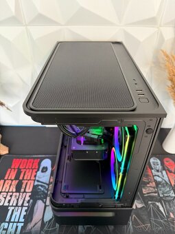 Ryzen 7 9800x3D, RTX 5070 Ti 16GB, 32GB RAM, 2TB SSD, 1200W - 3