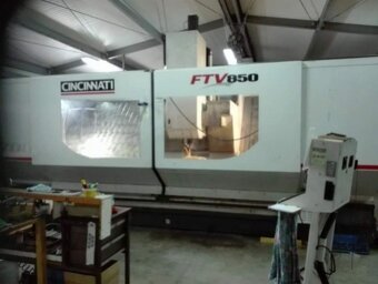 Cincinnati FTV 850 z roku 2002, použité obráběcí centrum - 3