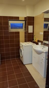 Prenájom 2 izbový byt - Uhlisko - 3