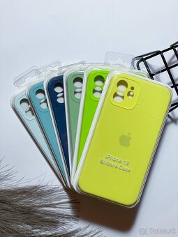 Obaly na iPhone 11–13 Pro Max - 3