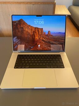 MacBook Pro 16” M1 Max, 32 GB RAM, 1 TB SSD - 3