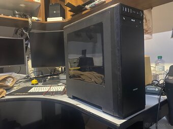 Herny | pracovny | hackintosh PC - 3