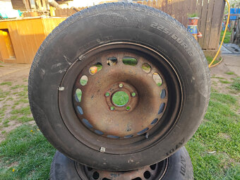 Aplus A701 225/60 R16 98H - 3