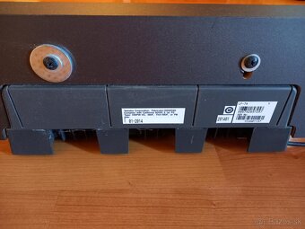 Digitálny klavír Yamaha DGX 640 s pedálovým panelom - 3