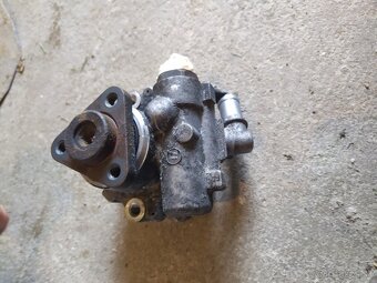 Servo čerpadlo Vw passat b5 - 3