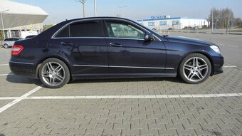 Mercedes-Benz E300 - 3