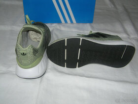 Pekné tenisky Adidas Swift Run 22 - 3