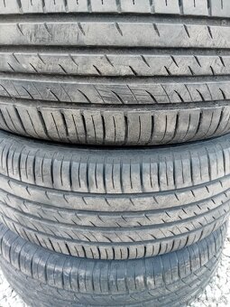 Kumho 225/55r17 - 3