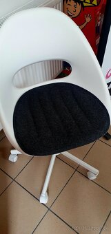Otočná stolička s kolieskami LOBERGET / MALSKÄR - Ikea - 3