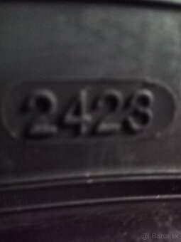 215/65 R16 98 H Nokian Snowproof - 3