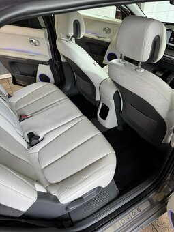Hyundai Ioniq 5 4WD, 73 kWh, 306 koní - 3