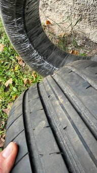 Dunlop 235/55 R17 - 3