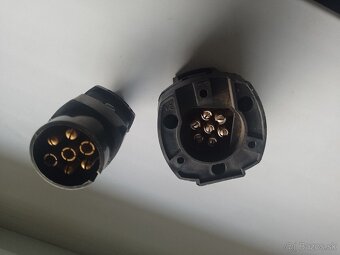 ZASUVKA TAZNE ZARIADENIE - 3