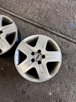 Predam plechove disky ford focus - 3