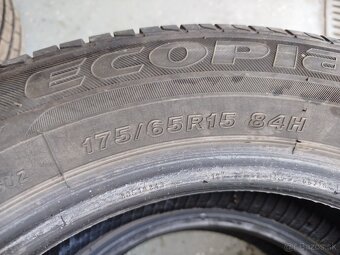 175/65 r15 - 3