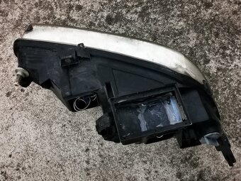 Lave predne svetlo pre peugeot 406 coupe - 3