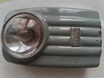 Lampáš - 3