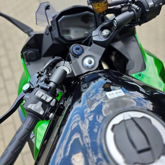 Kawasaki Ninja 1000 SX zelená - 3