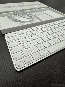 Apple Magic Keyboard with Touch ID (SK) – Model A2449, biela - 3